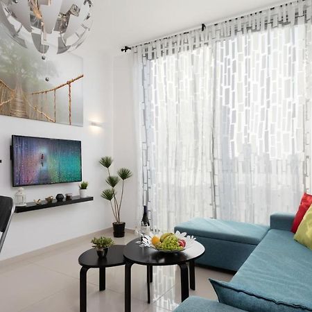 Stylish 1Br Flat For 4 Ppl In Allenby By Holyguest Tel Aviv Exterior photo