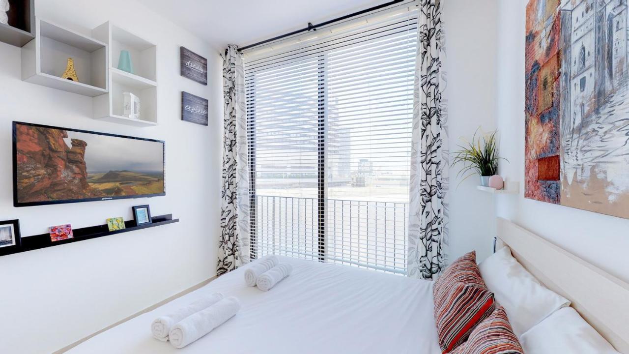 Stylish 1Br Flat For 4 Ppl In Allenby By Holyguest Tel Aviv Exterior photo